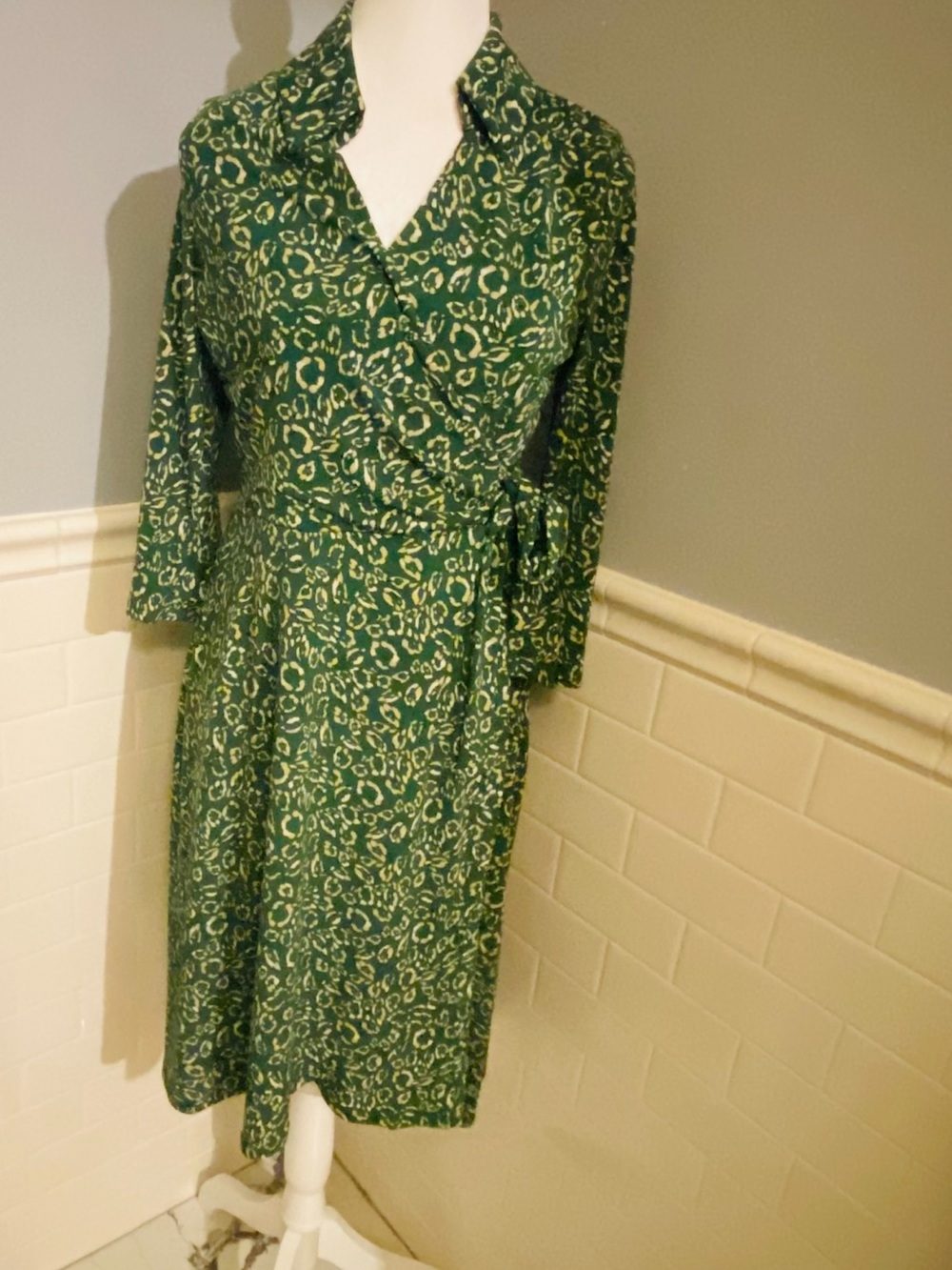 Gilli Green and Cream Printed Wrap Midi Dress